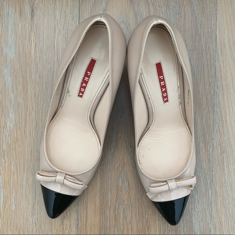 Prada Two Tone Tan and Black Patent Leather Pumps